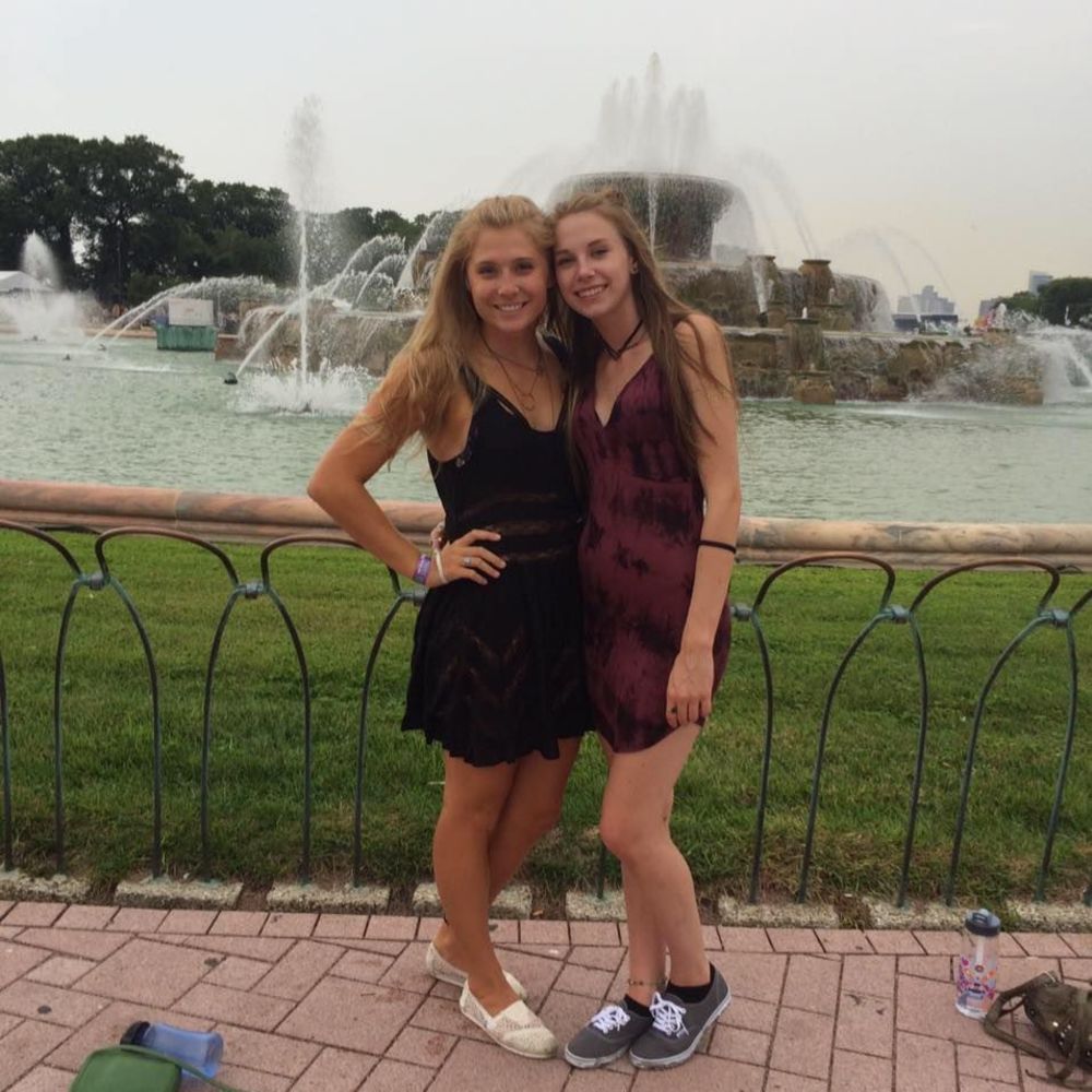 Meet your Posher, Courtney